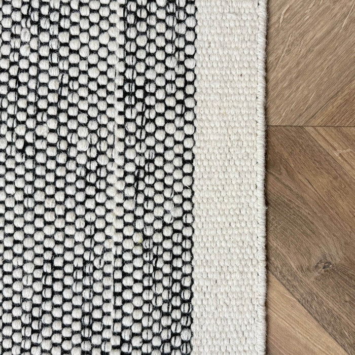 Wollen vloerkleed Taff wit|zwart - Interieur05 - 290 x 200 cm