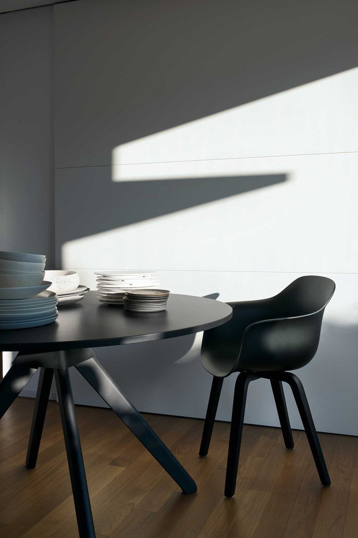 Substance Wood Armchair stoel naturel onderstel zwart