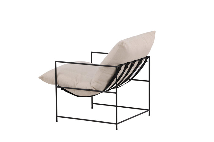 Rebellenclub Amore Fauteuil - Beige met Zwart Stalen Frame