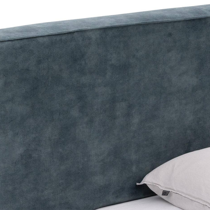 Goossens Bedframe Switch - 160 x 210 - Adore 158 niagara - Fluweel