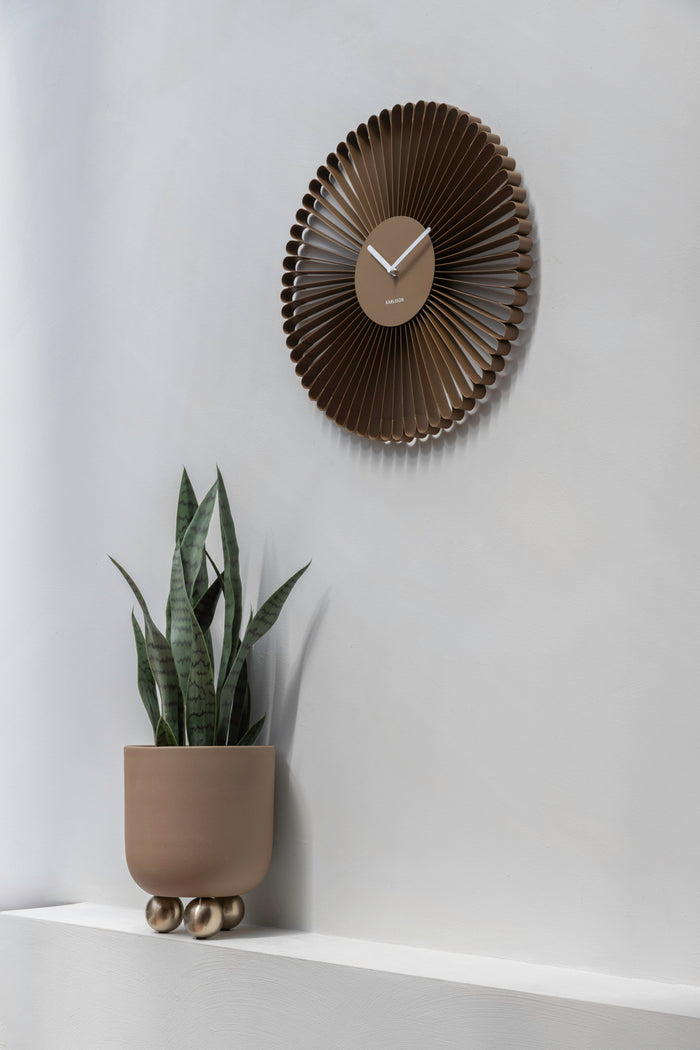 Karlsson - Wall Clock Cascara