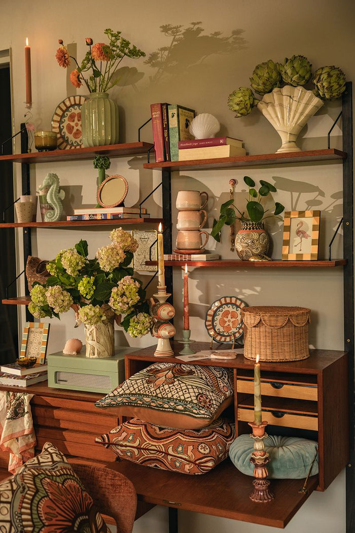 Sissy-Boy Bruine rotan mand ruffle medium