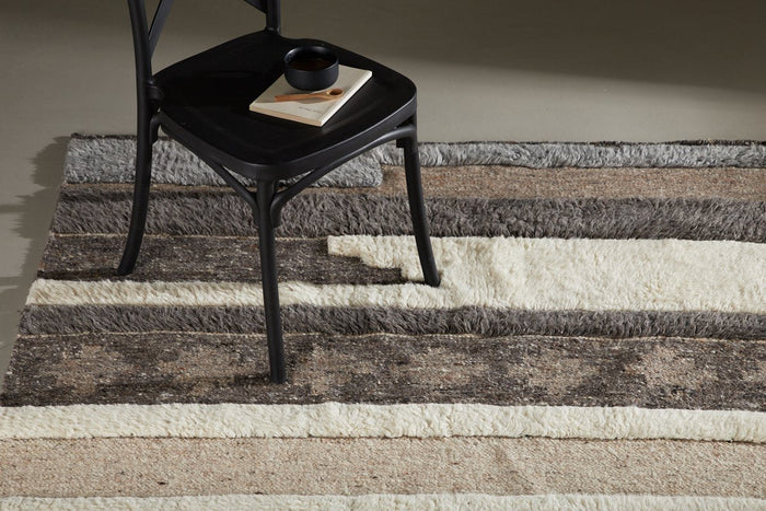 Rebellenclub Dorato Vloerkleed - 350 x 250 cm - Bruin