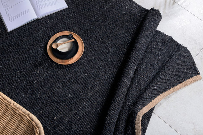 Rebellenclub Yani Vloerkleed - 240 x 170 cm - Zwart Jute