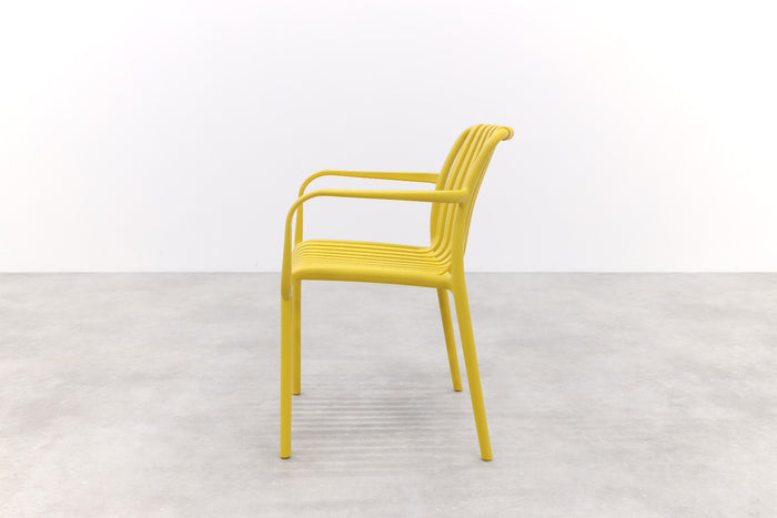 VDG Stripe stapelbare tuinstoel - Mosterdgeel