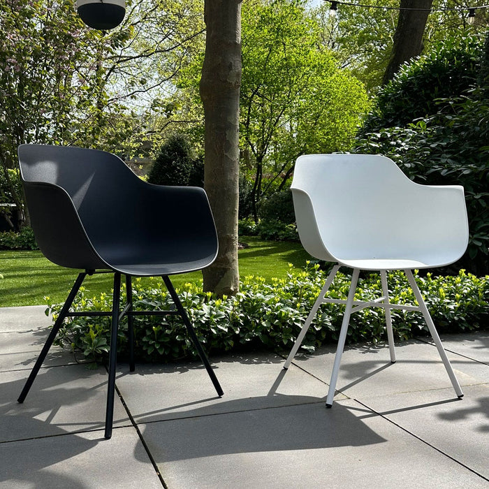 Nolon Noa-Puk Kunststof Tuinstoel Zwart - Zwart Onderstel