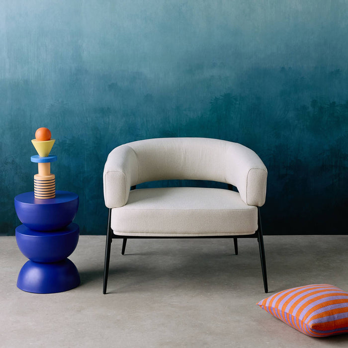 sweeek - Fauteuil stof gebogen rugleuning metalen frame