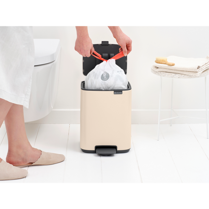 Brabantia Bo Pedaalemmer 7L, kunststof binnenemmer - Soft Beige