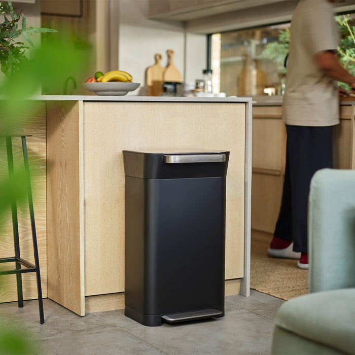 Joseph Joseph Titan Pedaalemmer 30 L - Carbon Black