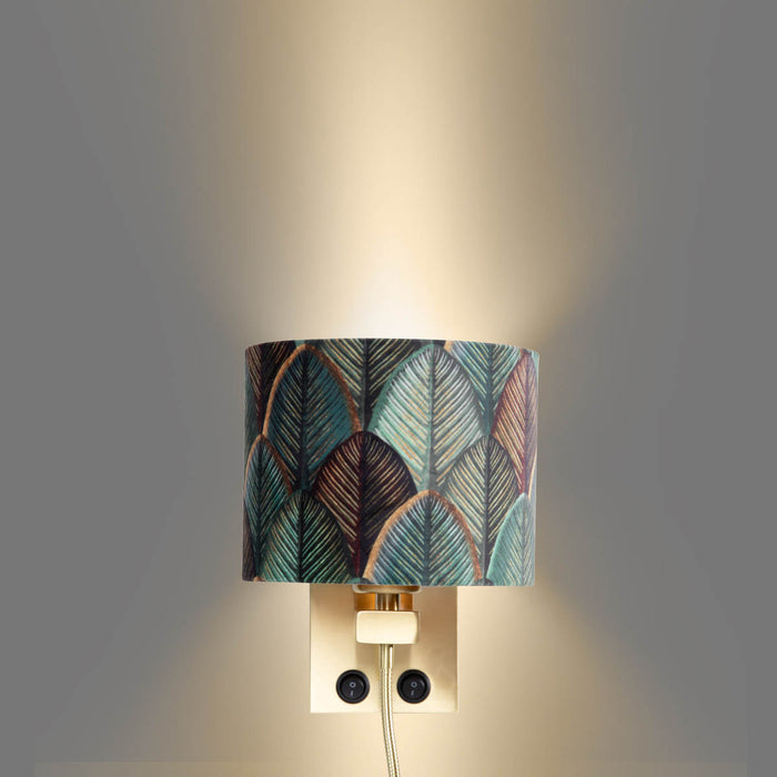 QAZQA Wandlamp brons met velours lampenkap blad dessin met gouden