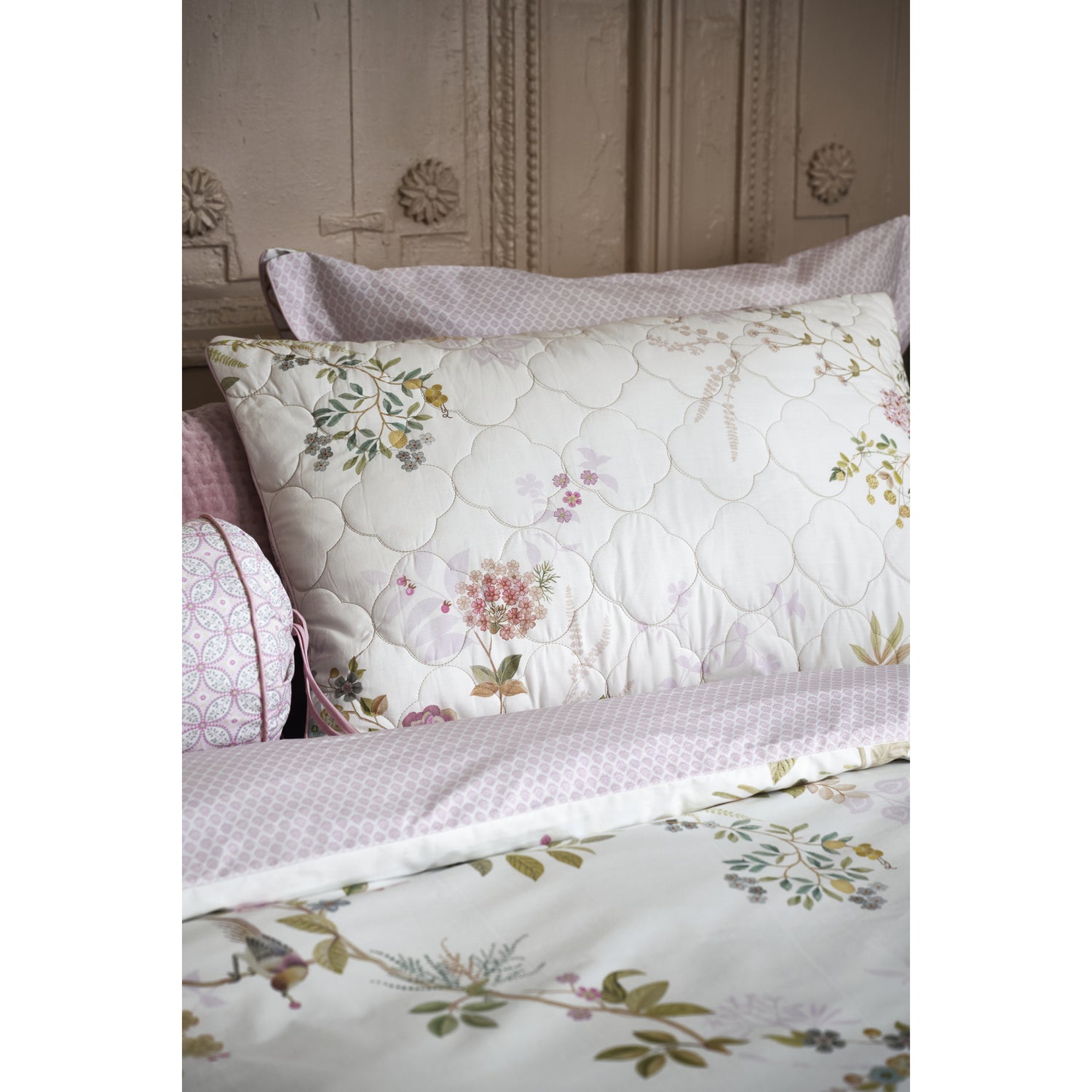 Pip Studio Bustani Sierkussen 45 x 70 cm - Wit