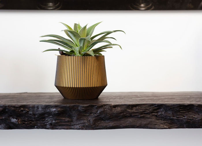 Capi Europe - Vaas cilinder geo Groove  - 19x16 - Goud