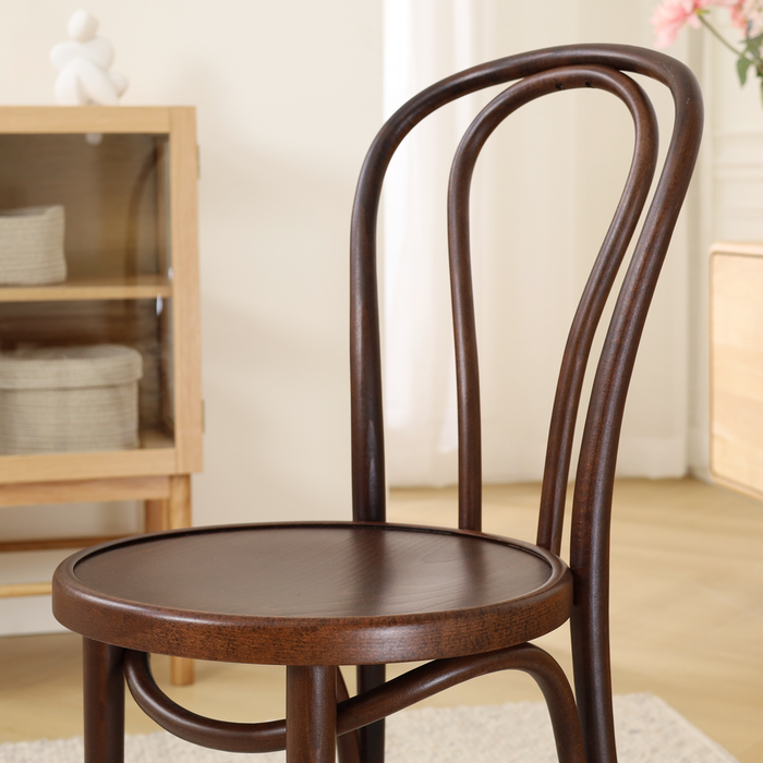 Fameg Vienna Thonet No.18 Houten Bistrostoel Walnoot