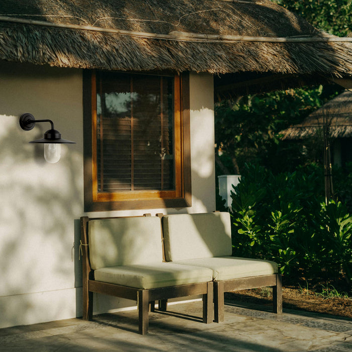 KS Verlichting Gusto Retro Stallamp Zwart met 8W Bewegingssensor LED