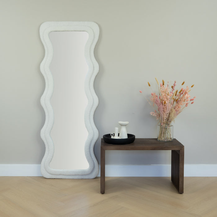 QUVIO Staande spiegel - Golvende vorm - Teddy - 160 cm - Wit