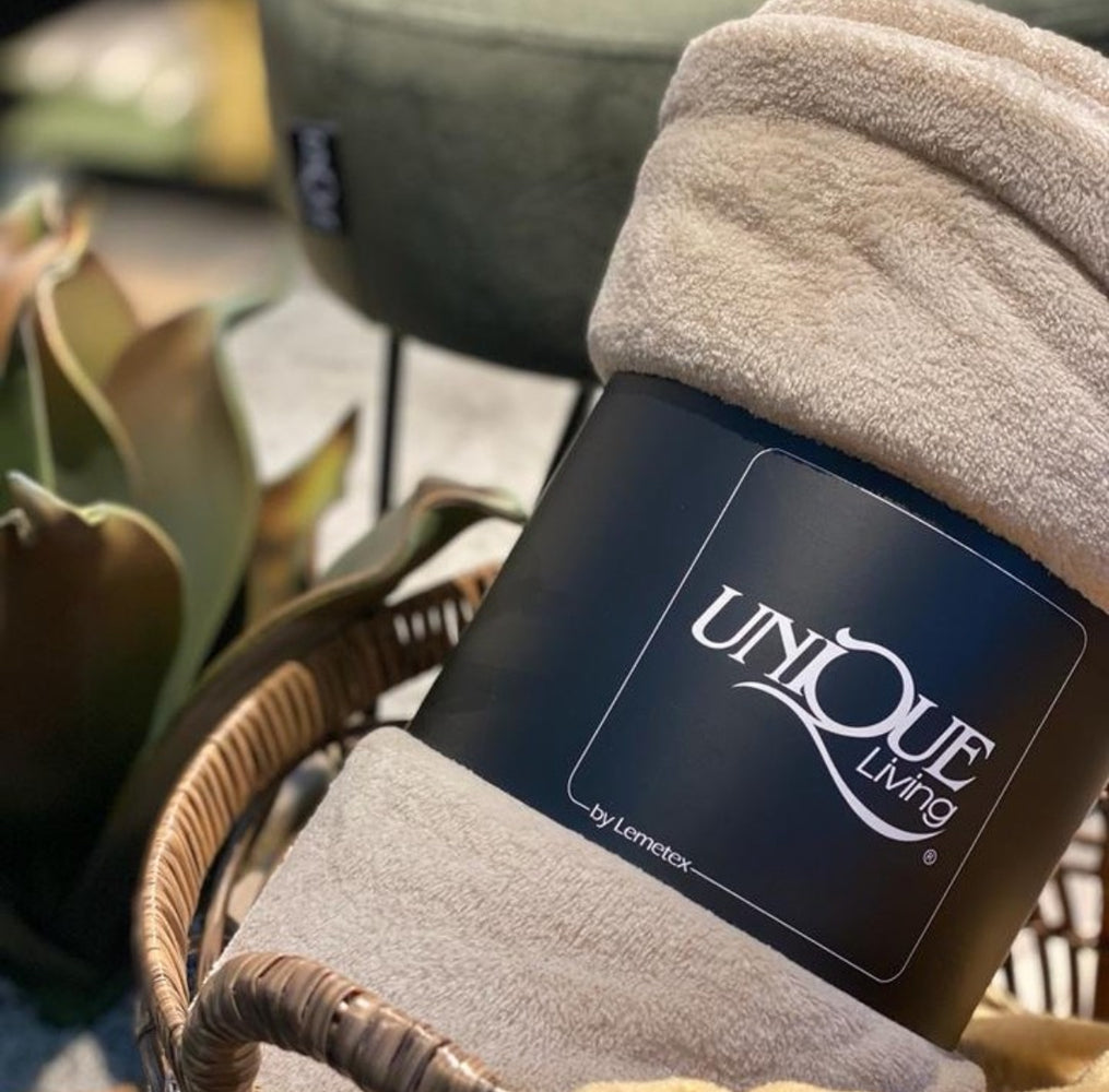 Unique Living - Sierkussen Liebe 45x45cm - Winter Green