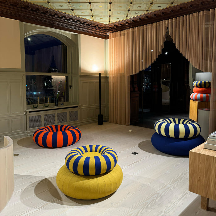 Studio About Float Poef Large - Dark Blue / Red