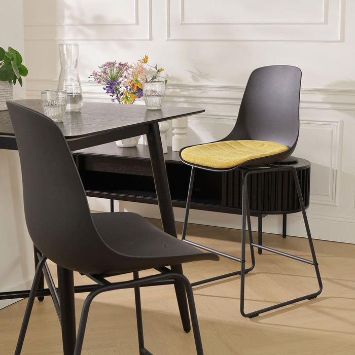 Nolon Nino-Liv Barkruk Zwart - Okergeel Kussen - Zwart Frame - 75 cm