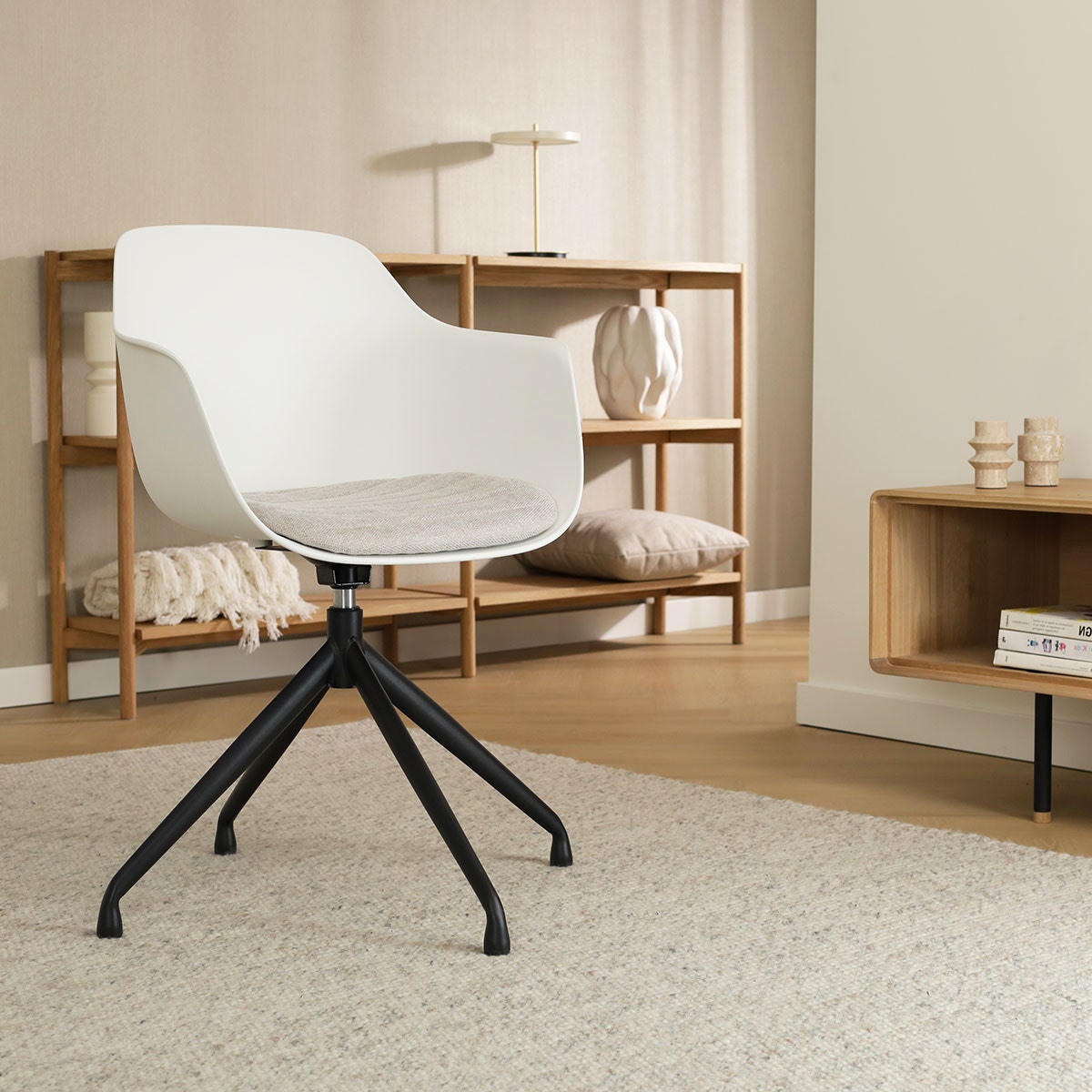 Nolon Nola-Liz Eetkamerstoel Wit - Beige - Draaibaar - Zwart