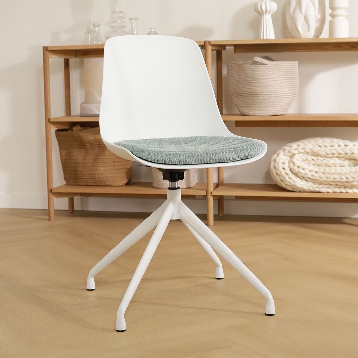 Nolon Nola-Liv Eetkamerstoel Wit - Zacht Groen - Draaibaar - Wit