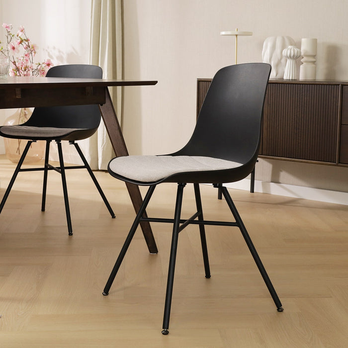 Nolon Noa-Liv Eetkamerstoel Zwart - Beige Kussen - Zwart Onderstel