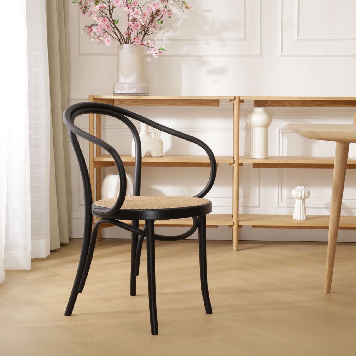 Fameg Venice No. 9 Eetkamerstoel Zwart - Armleuning - Rotan Zitting