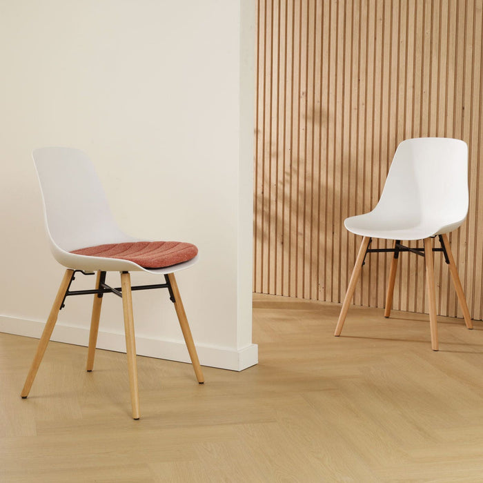 Nolon Nena-Liv Eetkamerstoel Wit - Terracotta Kussen - Houten Poten