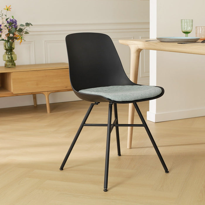 Nolon Noa-Liv Eetkamerstoel Zwart - Zacht Groen Kussen - Zwarte Poten