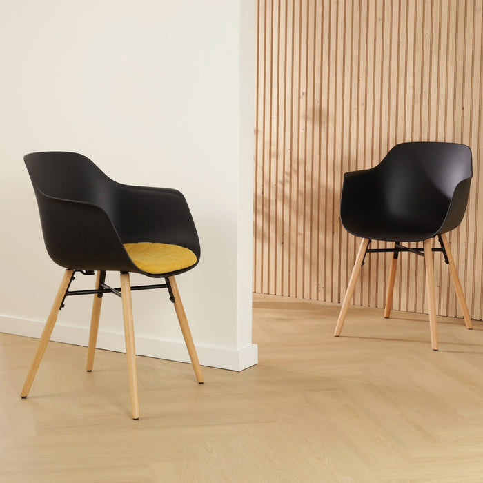 Nolon Nena-Liz Eetkamerstoel Zwart - Armleuning - Okergeel Kussen