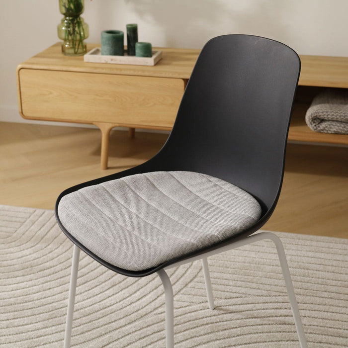 Nolon Nora-Liv Eetkamerstoel Zwart - Lichtgrijs Kussen - Witte Poten