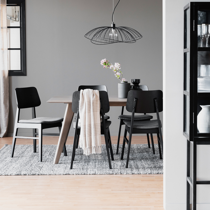 Rowico Home Nagano Houten Eetkamerstoel Zwart - Met Grijs Zitkussen