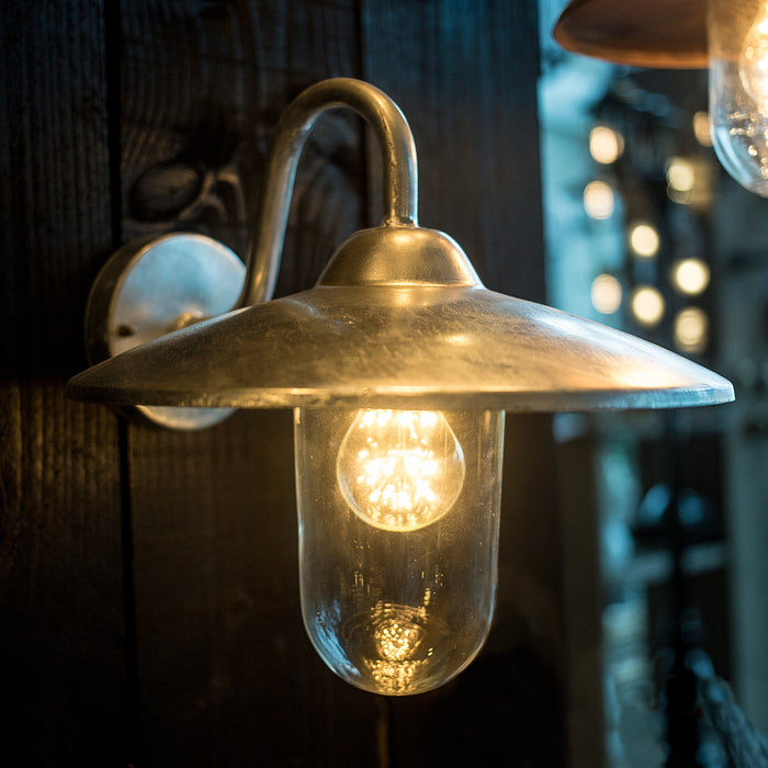 KS Verlichting Brig stallamp gegalvaniseerd met 8W Bewegingssensor LED