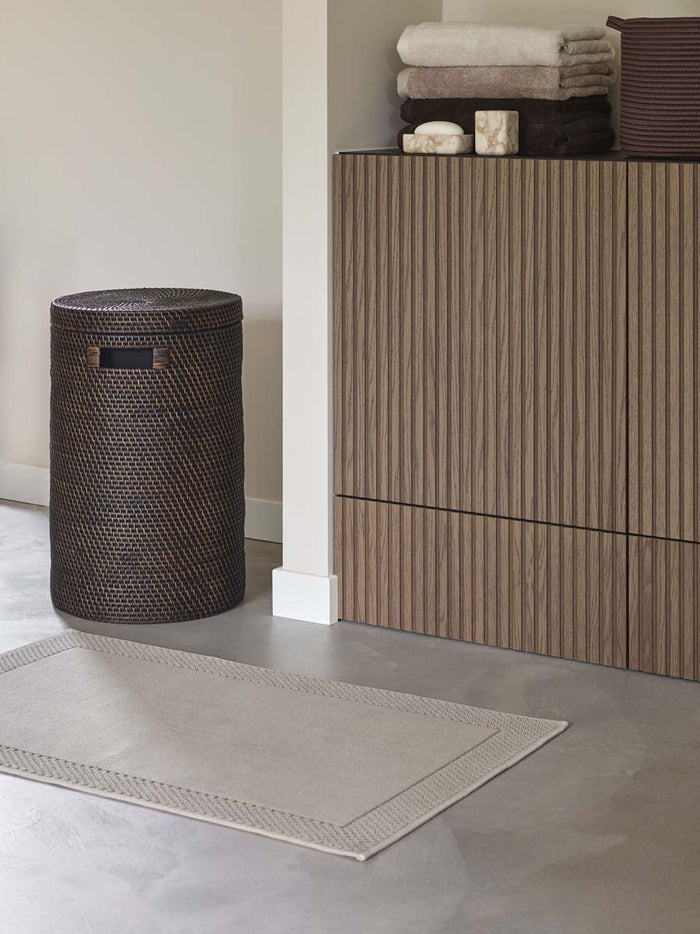 Yuna Badmat Truffle | 60 x 60 cm | Beige | Grijs | Katoen