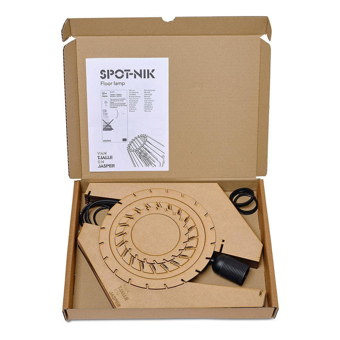 Van Tjalle en Jasper Spot-nik XL vloerlamp - Black