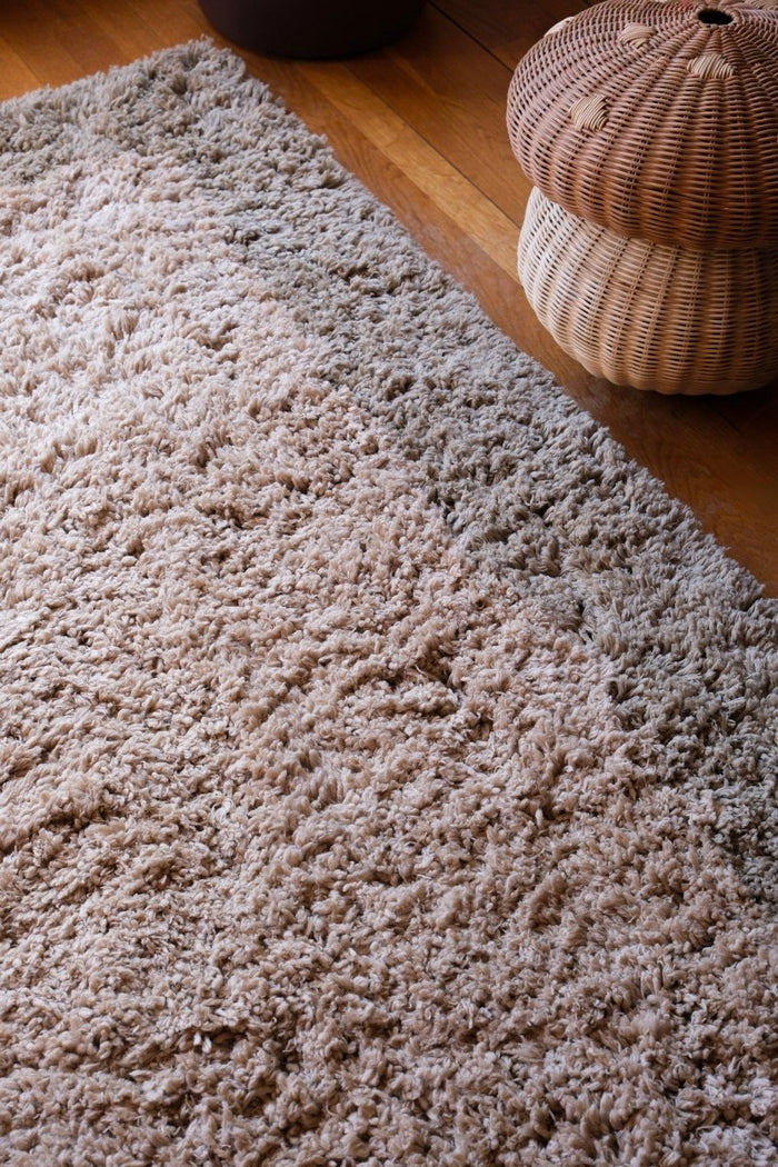 Hoogpolig vloerkleed Pilo groen|beige polyester Interieur05