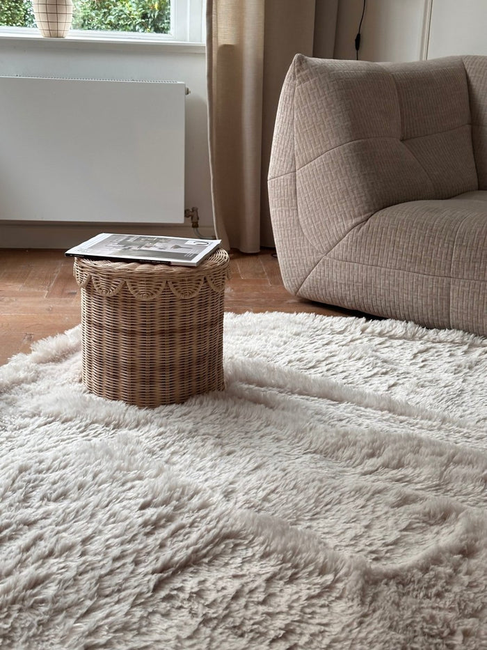 Hoogpolig Organisch vloerkleed Furr Stone beige - Interieur05