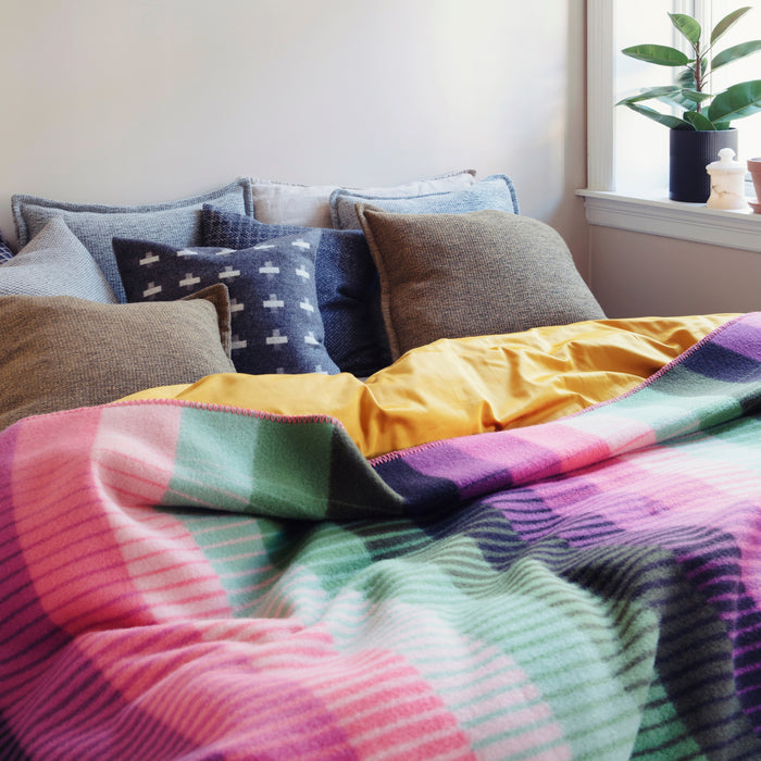 Røros Tweed Åsmund Plaid - Gradient Roze / Green