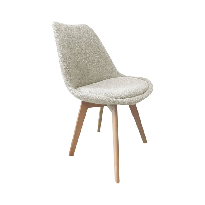 sweeek - Getextureerde bouclé Scandinavische stoelen met beukenhouten