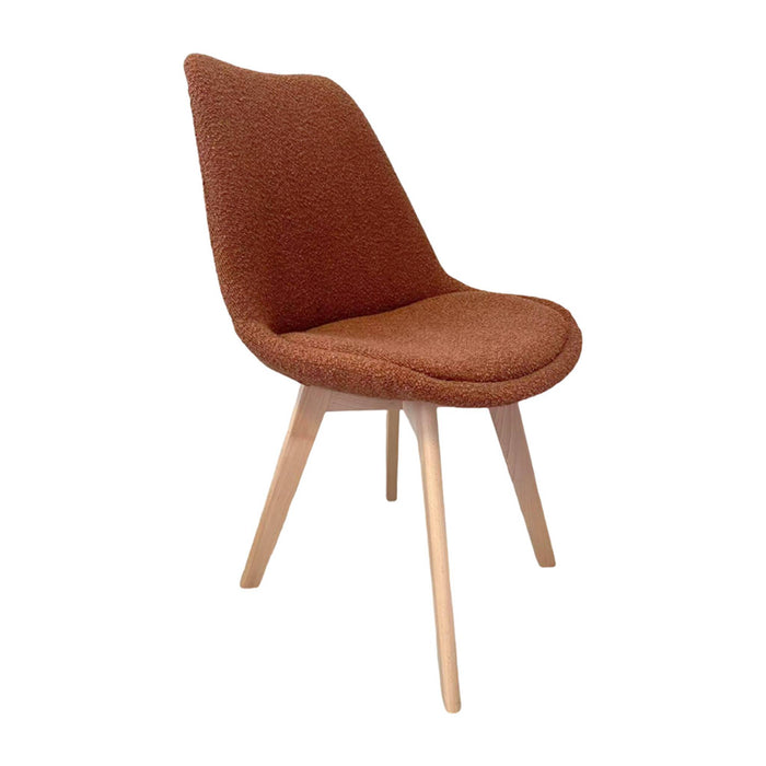 sweeek - Getextureerde bouclé Scandinavische stoelen met beukenhouten