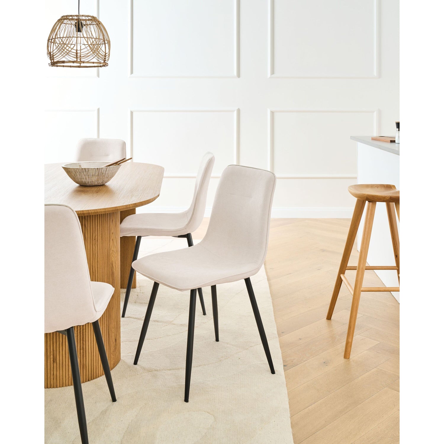 Beliani - TUSCOLA - Eetkamerstoel set van 4 - Lichtbeige - Stof