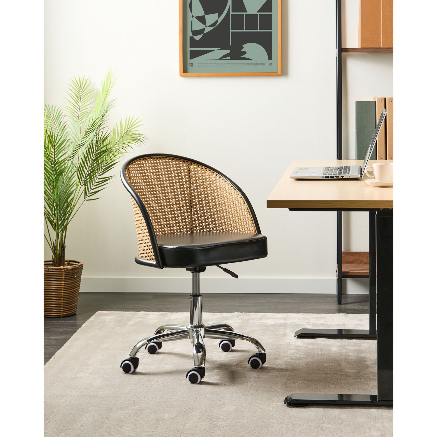 Beliani - BALTIMORE - Bureaustoel - Zwart - Kunstleer