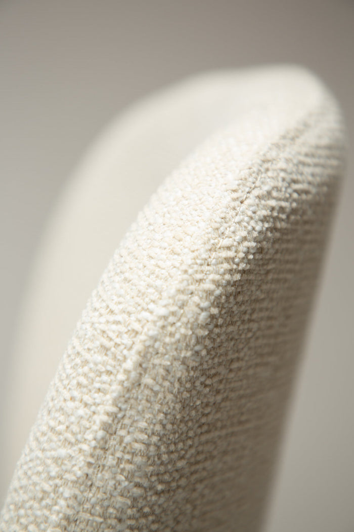 Dan-Form Heap Beige Bouclé Eetkamerstoel set van 2