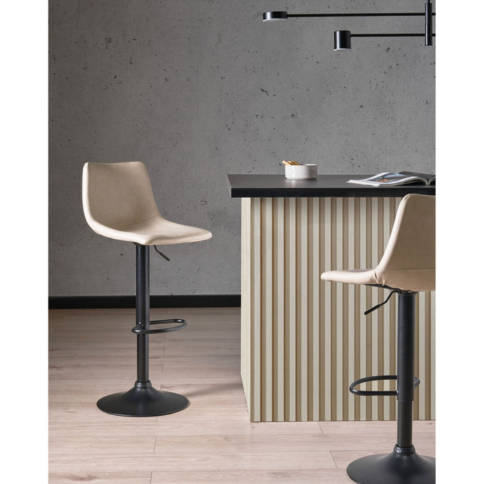 Beliani - LEBRIJA - Barkruk set van 2 - Lichtbeige - Kunstleer