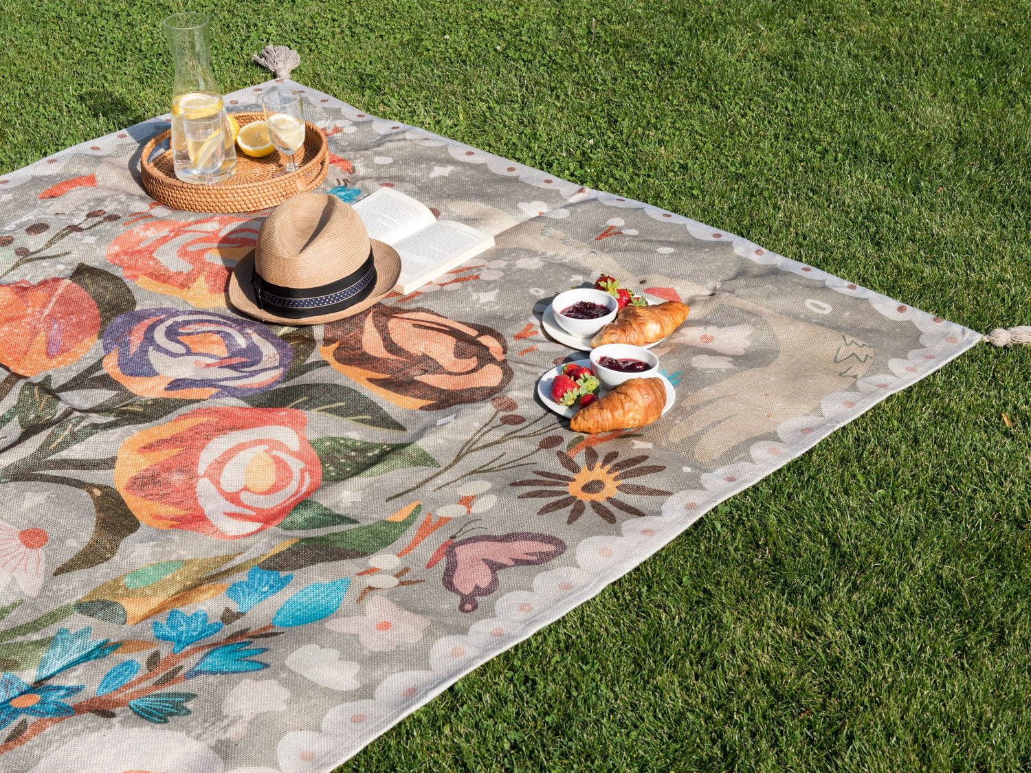 Beliani-BANDOWALI-Picknickkleed-Meerkleurig-150 x 200 cm-Polyester