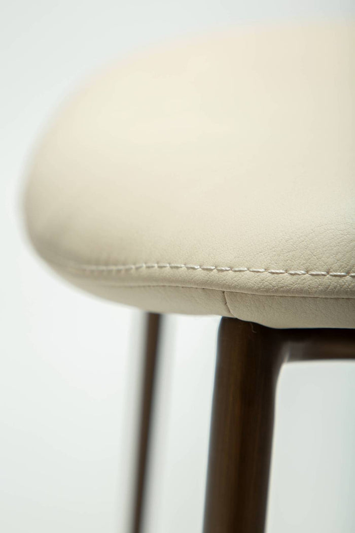 Dan-Form Zone Amandel Eetkamerstoel Kunstleer set van 2