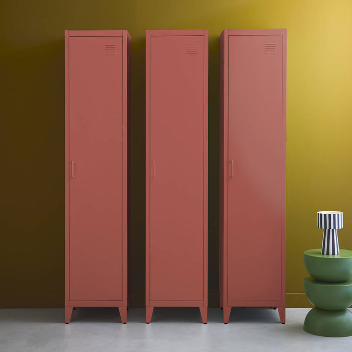 sweeek - Industriële metalen kast 4 vakken 1 deur (set van 3)