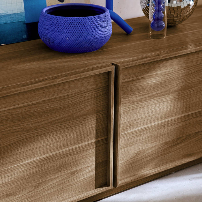 sweeek - TV-meubel houteffect 3 deuren 180cm