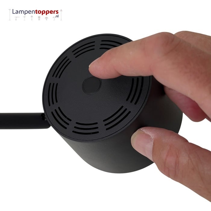 Freelight Vloerlamp Cugino Zwart 1-Arm 6.2 Watt incl. Dimmer