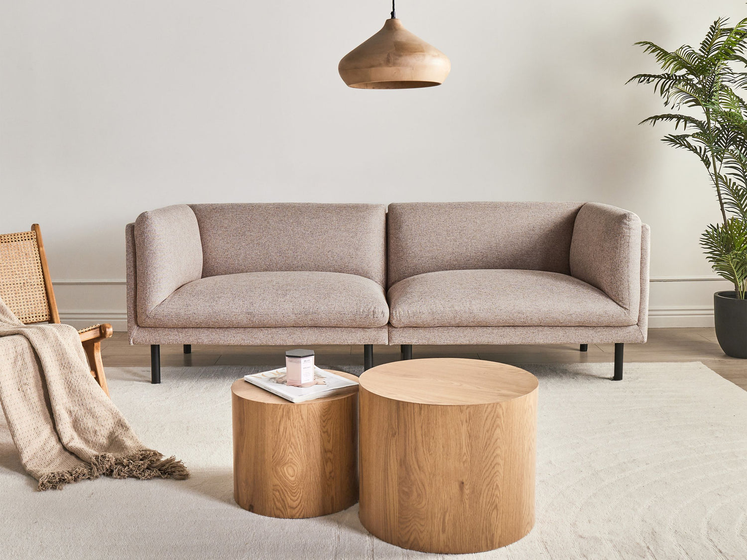 Beliani - VORGOD - Driezitsbank - Lichtbruin - Polyester