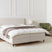 Beliani - DAME - Boxspringbed - Off-white - 180 x 200 cm - Fluweel
